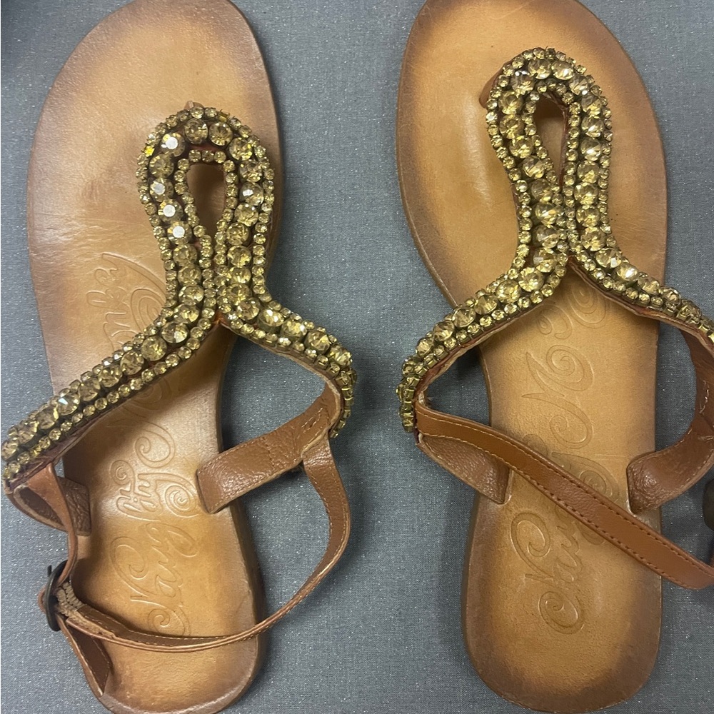 Naughty monkey sandals size 9